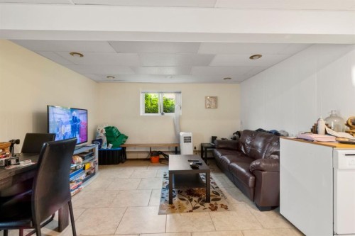 2702 17 Street Se, Calgary, AB 