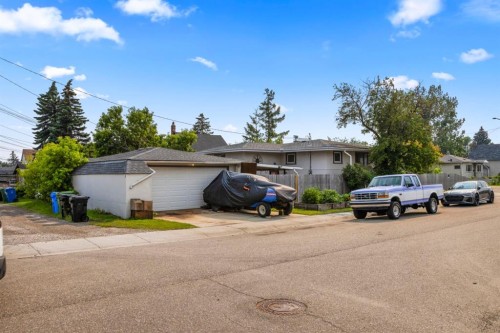 2702 17 Street Se, Calgary, AB 