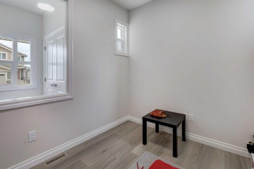 351 Baywater Common Sw, Airdrie, AB - Indoor Photo Showing Other Room