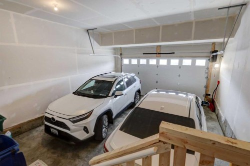 351 Baywater Common Sw, Airdrie, AB - Indoor Photo Showing Garage