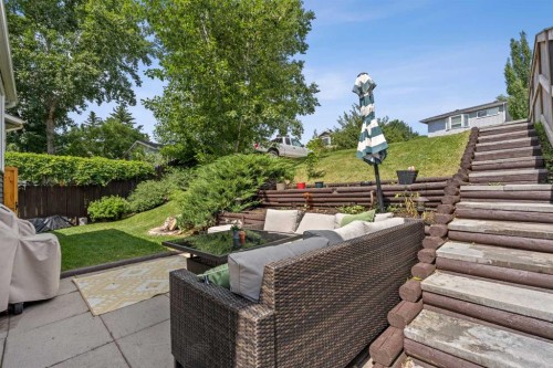87 Deer Ridge Way Se, Calgary, AB 