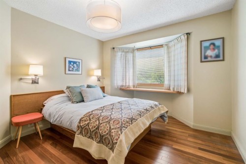 48 Flavelle Road Se, Calgary, AB 