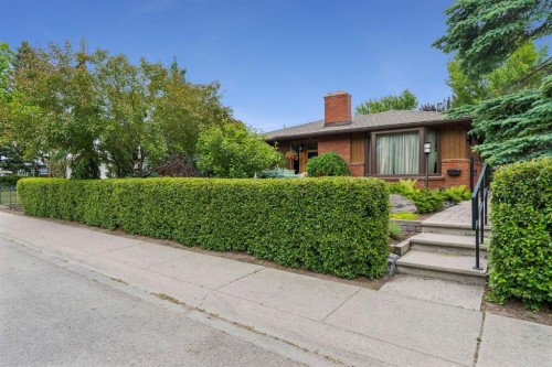 48 Flavelle Road Se, Calgary, AB 