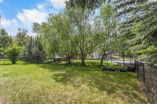 31 Hamptons Heath Nw, Calgary, AB 