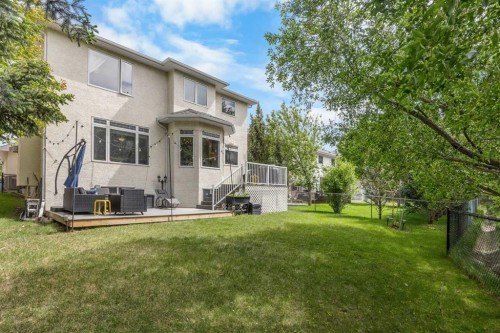 31 Hamptons Heath Nw, Calgary, AB 