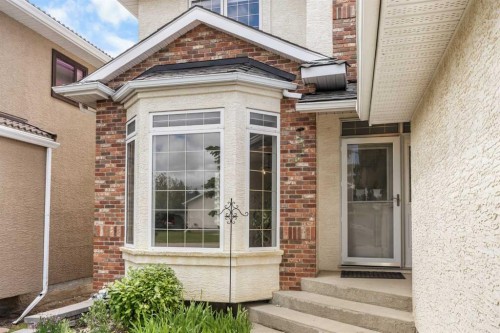31 Hamptons Heath Nw, Calgary, AB 
