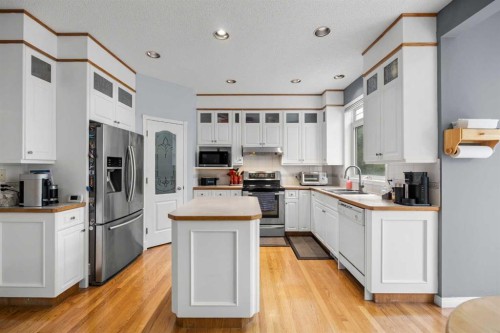 31 Hamptons Heath Nw, Calgary, AB 