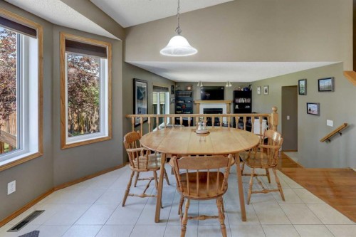96 Hawktree Close Nw, Calgary, AB 