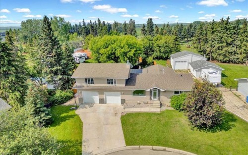 125 13 Avenue  Carstairs, AB T0M 0N0