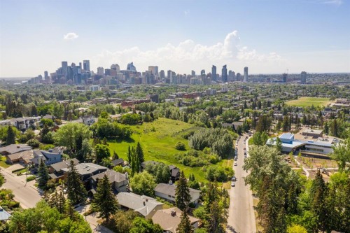 1308 17A Street Nw, Calgary, AB 