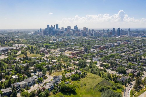 1308 17A Street Nw, Calgary, AB 