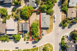 1308 17A Street NW Calgary, AB T2N 2E9