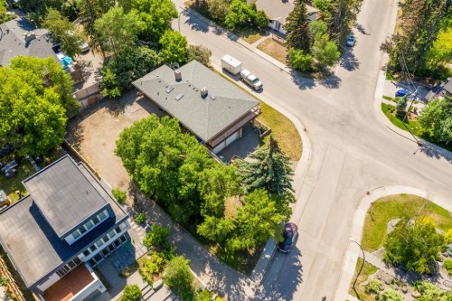 1308 17A Street Nw, Calgary, AB 