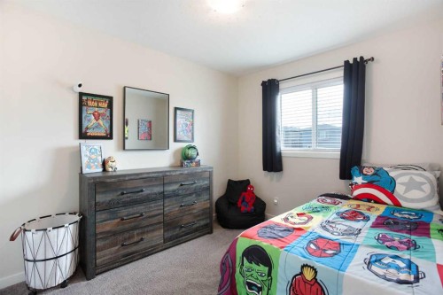 136 Highview Gate Se, Airdrie, AB - Indoor Photo Showing Bedroom
