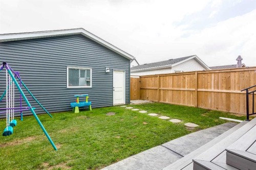 136 Highview Gate Se, Airdrie, AB - Outdoor