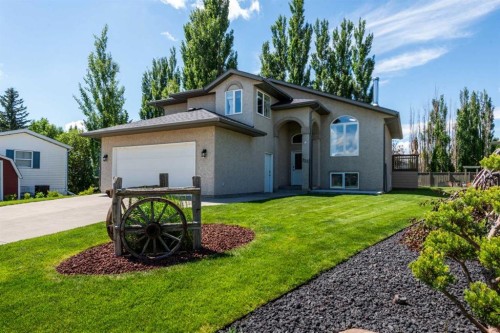 223 Birch Road, Vulcan, AB 