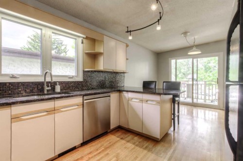 5839 66 Avenue Nw, Calgary, AB 