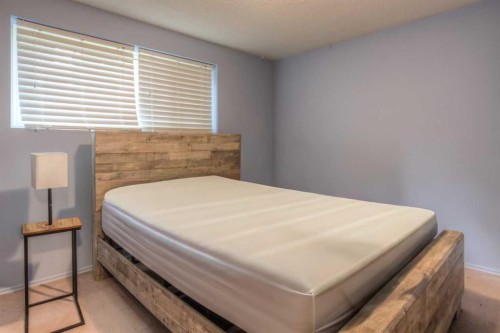 5839 66 Avenue Nw, Calgary, AB 