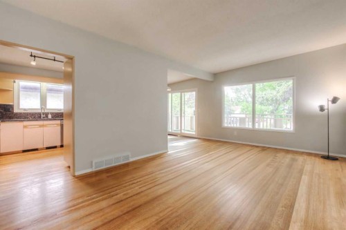 5839 66 Avenue Nw, Calgary, AB 