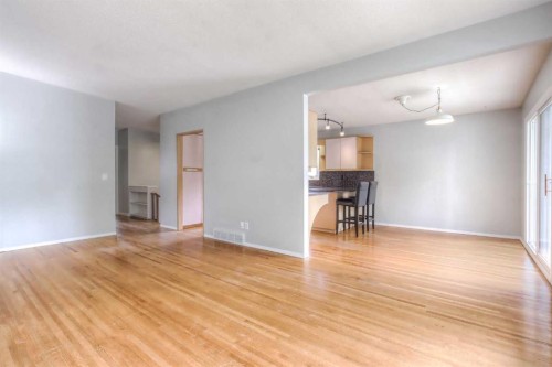 5839 66 Avenue Nw, Calgary, AB 