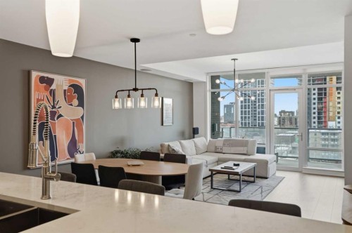 706-530 12 Avenue Sw, Calgary, AB - Indoor