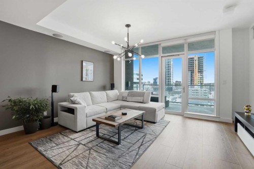 706-530 12 Avenue Sw, Calgary, AB - Indoor Photo Showing Living Room