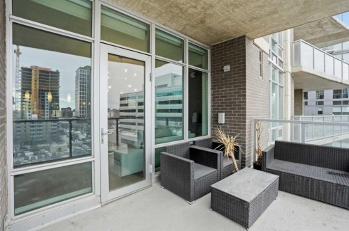 706-530 12 Avenue Sw, Calgary, AB - Outdoor With Balcony With Exterior