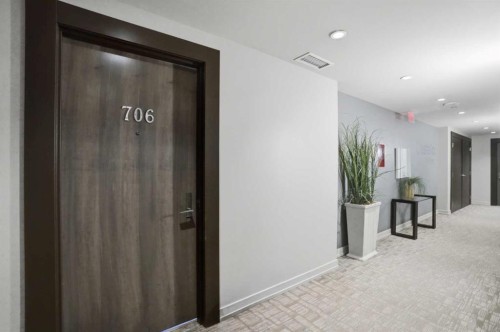 706-530 12 Avenue Sw, Calgary, AB - Indoor