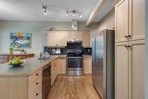 6 Discovery Heights Sw, Calgary, AB 