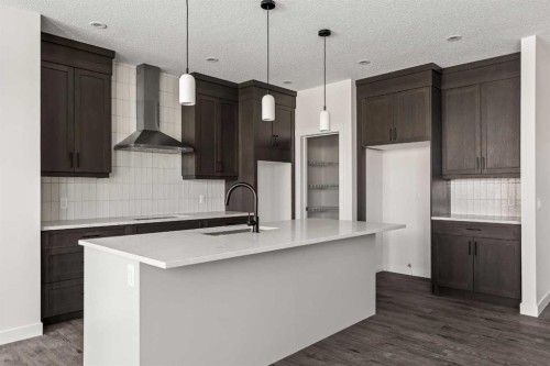 167 Lucas Gardens Nw, Calgary, AB 