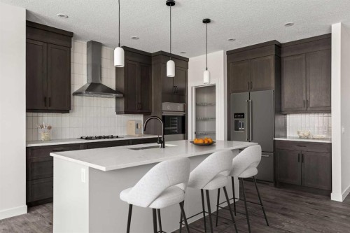 167 Lucas Gardens Nw, Calgary, AB 