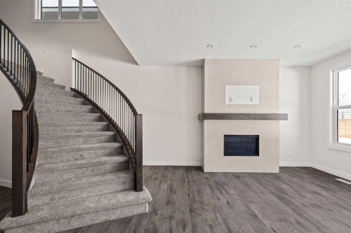 167 Lucas Gardens Nw, Calgary, AB 