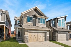 167 Lucas Gardens NW Calgary, AB T3P 2R9