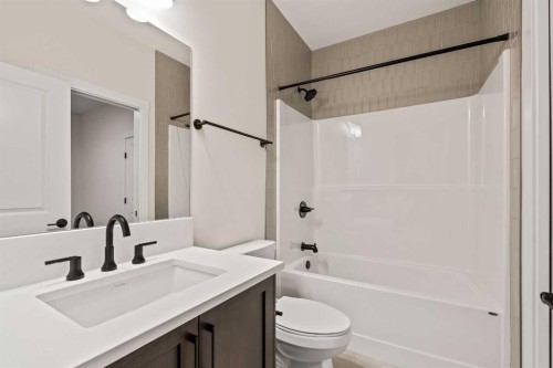 167 Lucas Gardens Nw, Calgary, AB 