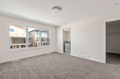167 Lucas Gardens Nw, Calgary, AB 