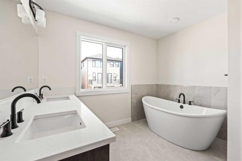 167 Lucas Gardens Nw, Calgary, AB 