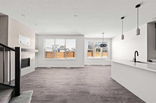 167 Lucas Gardens Nw, Calgary, AB 