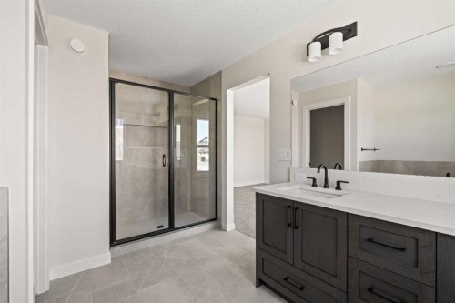167 Lucas Gardens Nw, Calgary, AB 