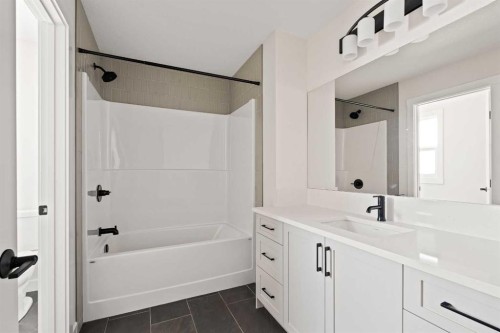 167 Lucas Gardens Nw, Calgary, AB 