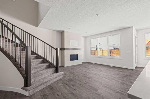 167 Lucas Gardens Nw, Calgary, AB 