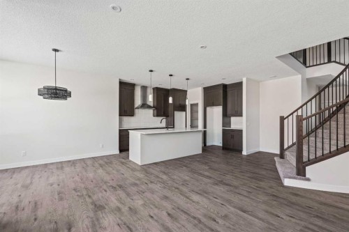 167 Lucas Gardens Nw, Calgary, AB 