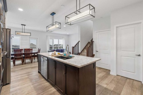 215 Lucas Terrace Nw, Calgary, AB - Indoor Photo Showing Kitchen With Double Sink