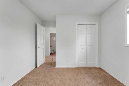 30 Citadel Crest Link Nw, Calgary, AB 