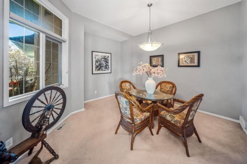 19 Gleneagles View, Cochrane, AB 