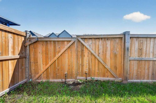 556 Belmont Heath Sw, Calgary, AB - Outdoor