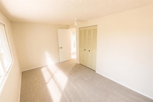 540 Varsity Estates Place Nw, Calgary, AB 