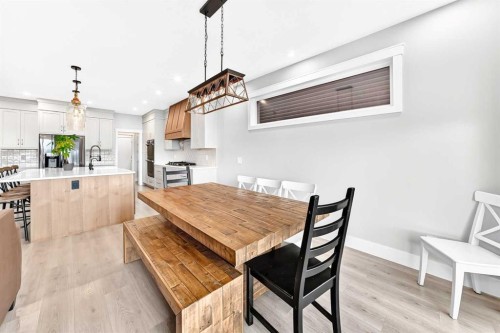 12 Willow Street, Cochrane, AB - Indoor