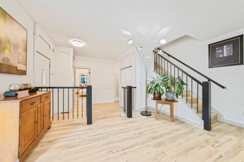 40 Silver Ridge Court Nw, Calgary, AB 