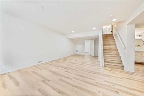 40 Silver Ridge Court Nw, Calgary, AB 