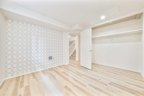 40 Silver Ridge Court Nw, Calgary, AB 